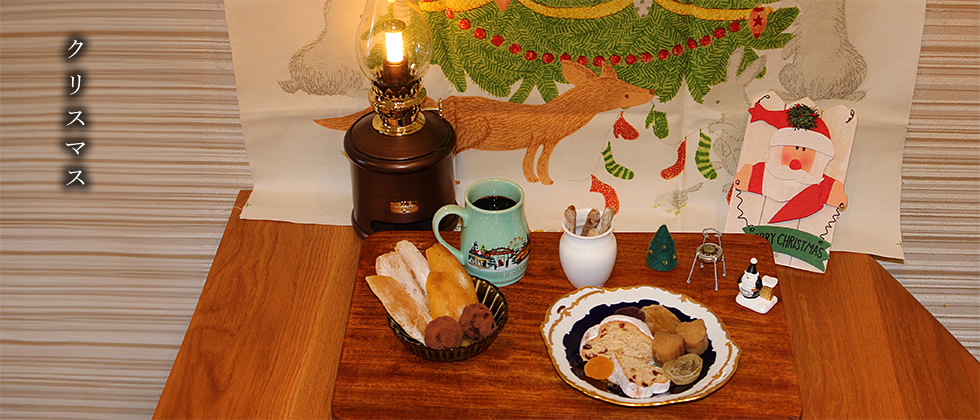 雪道や 降誕祭の 窓明り（杉田久女）